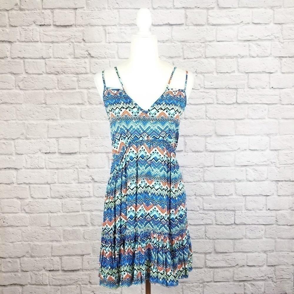Umgee multi color v neck strappy back fit and flare dress women's size L NWT - Picture 2 of 8